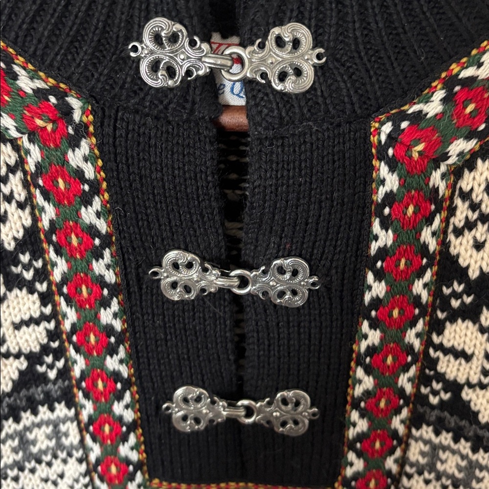 NORWEAR WOMENS MADE IN ICELAND 100% PURE WOOL SWEATER FAIR ISLE CREWNECK MEDIUM - Picture 3 of 6